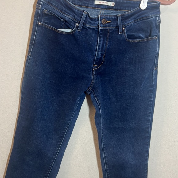 Levi's Mid Rise Skinny Blue Denim Jeans Cropped Raw Hem 10 - Picture 2 of 4